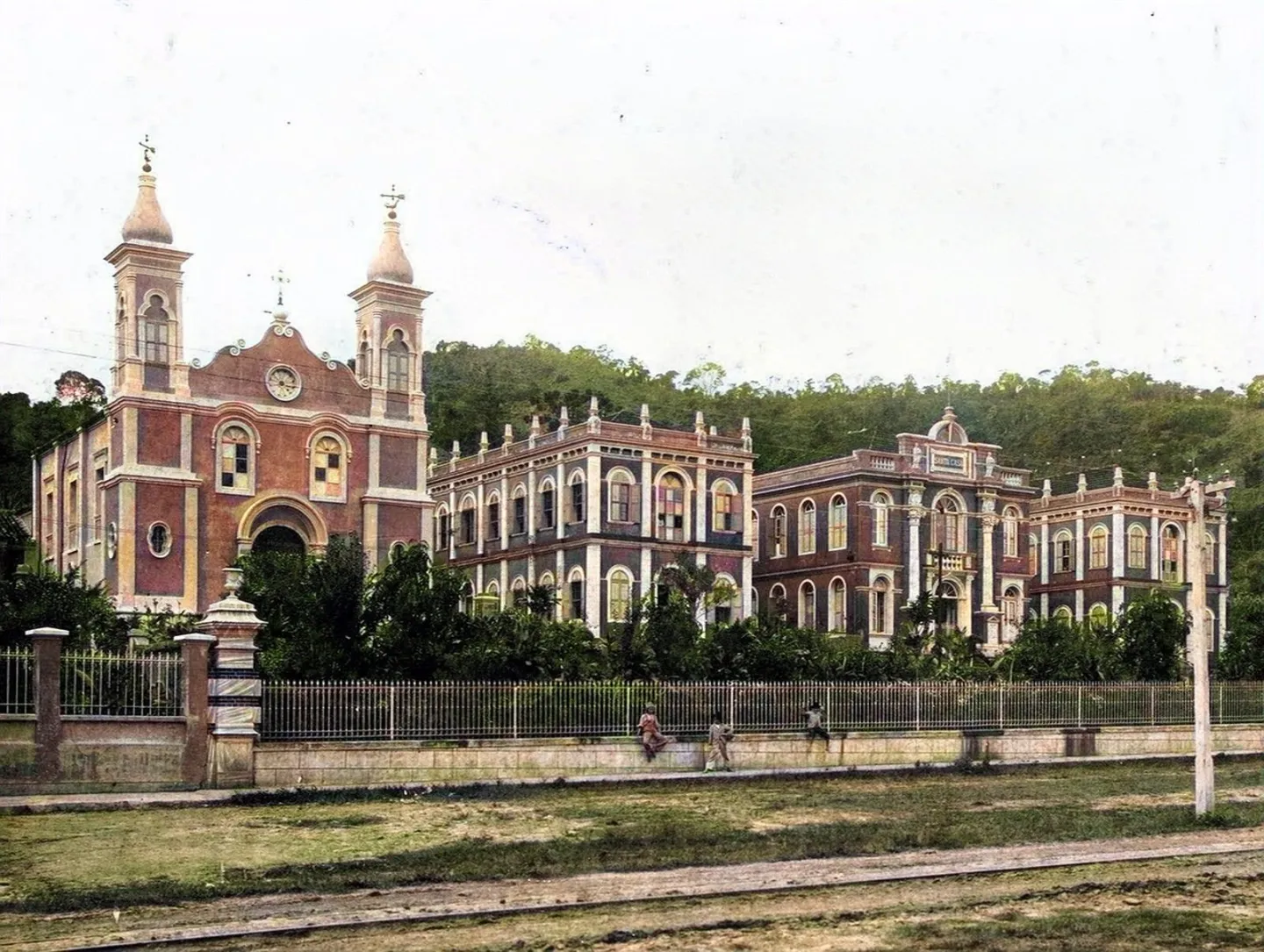 Santa Casa de Juiz de Fora, c. 1900 – foto colorizada e restaurada. Acervo Pedro Lorenzo Raggio Neto.